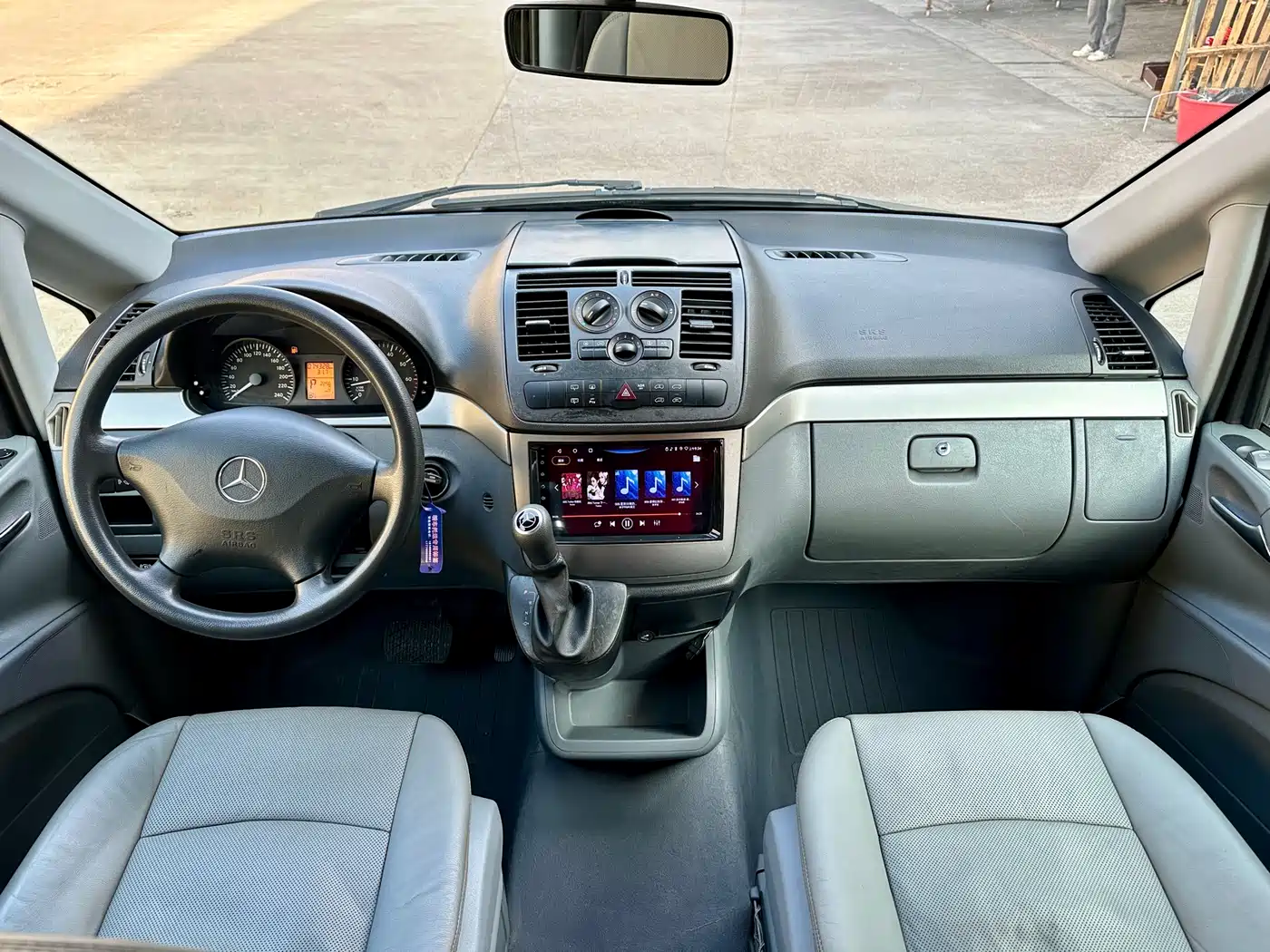 Mercedes-Benz Vito 2011 2.5L Business Edition фото 13