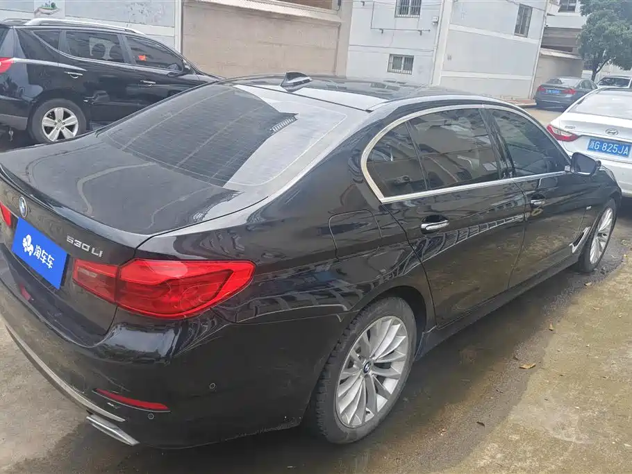 BMW 5 Series 2018 Facelift 530Li Leading Luxury Package фото 3