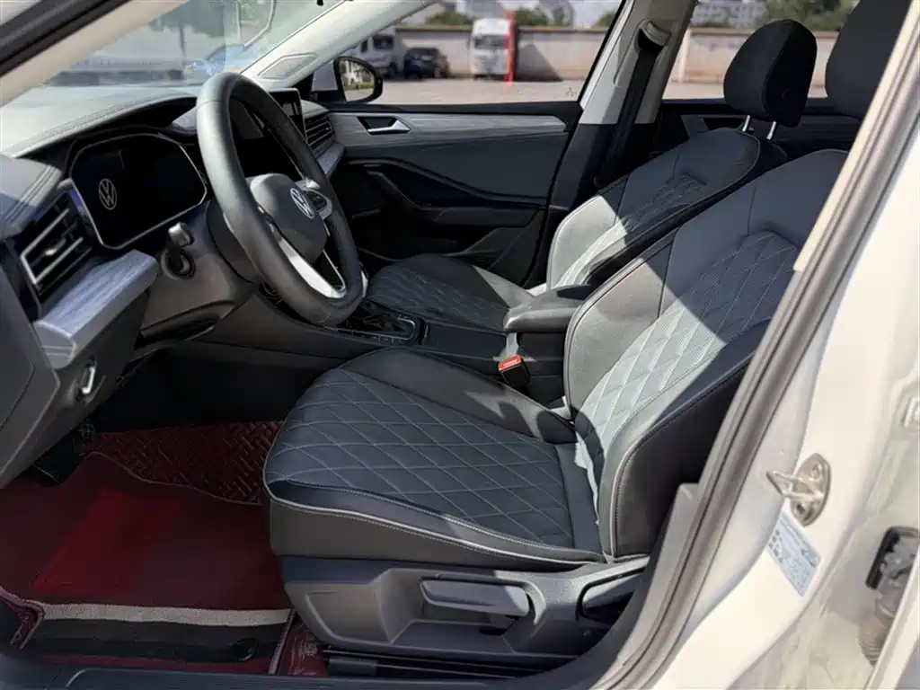Volkswagen Sagitar 2023 300TSI DSG Surpassing Edition фото 21