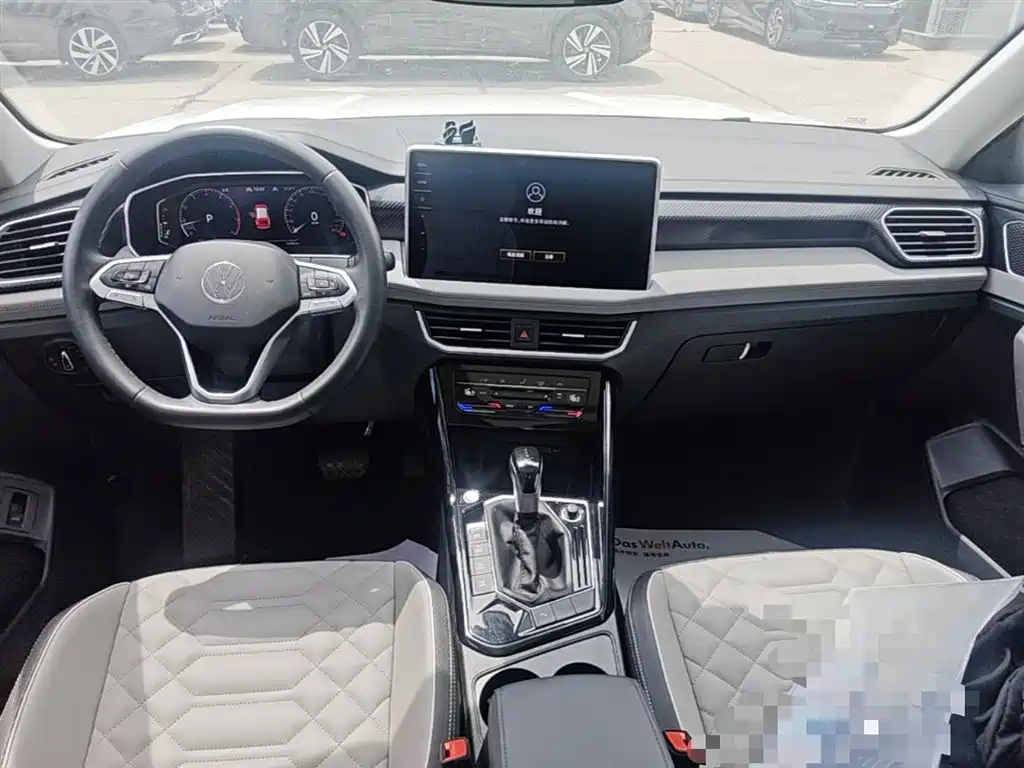 Volkswagen Tayron 2023 300TSI 2WD Luxury Plus Advanced Edition фото 16