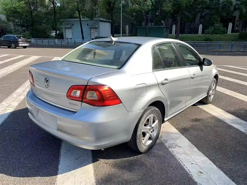 Photo 7 - Volkswagen Bora