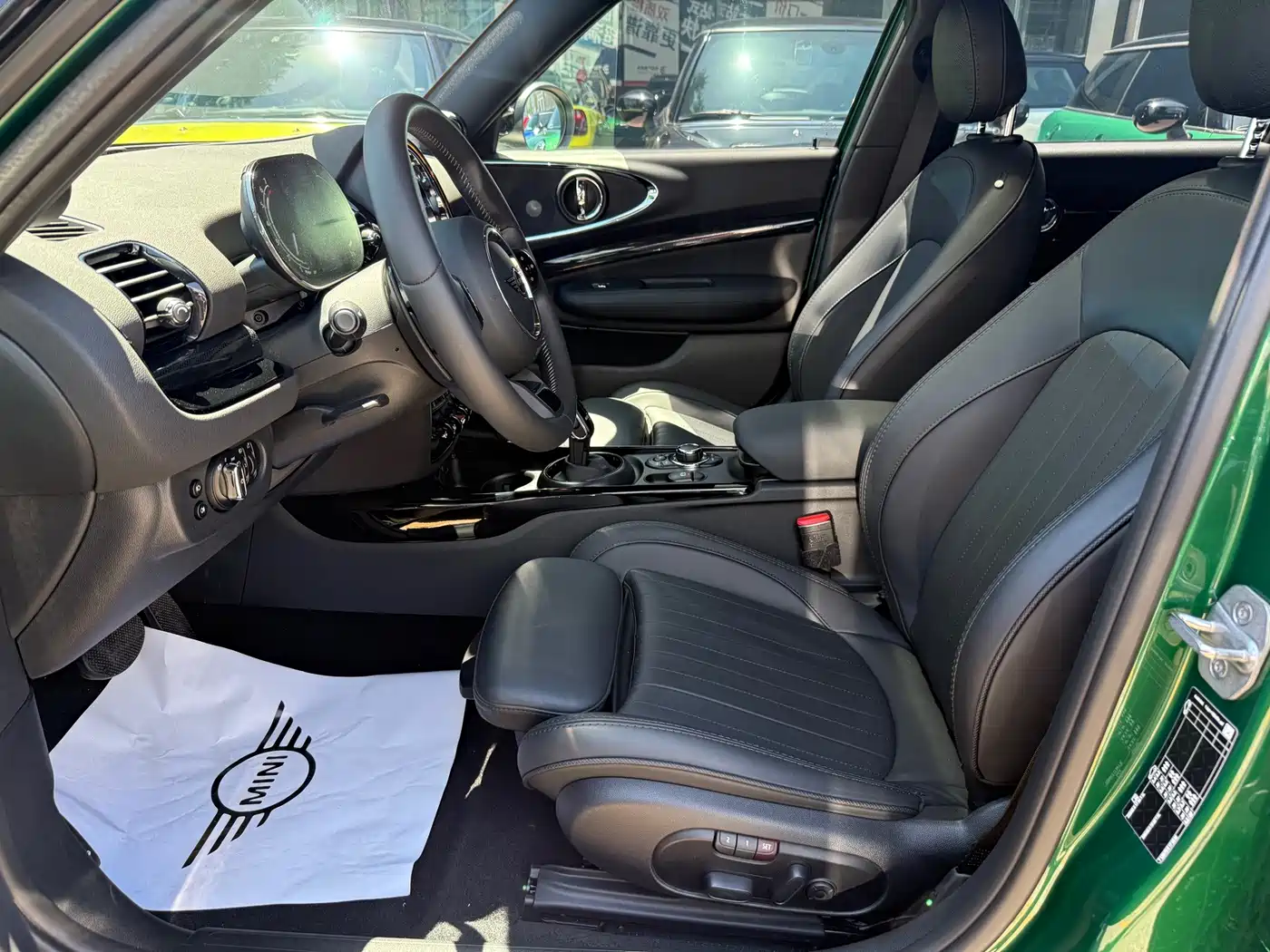 MINI CLUBMAN 2023 2023 2.0T COOPER S Connoisseur