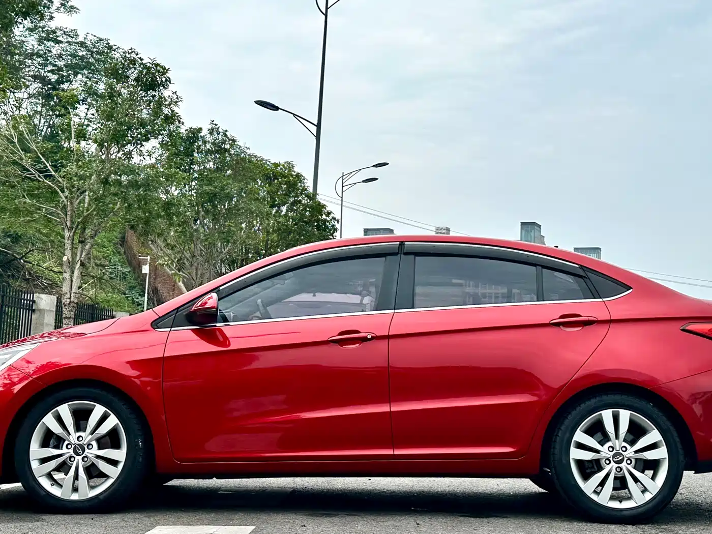 Chery Arrizo 5 2016 2016 1.5L CVT Sharp Leader