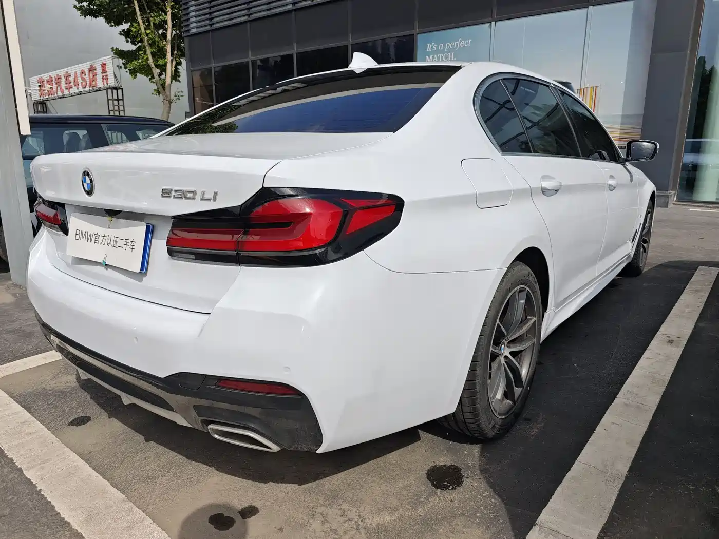 BMW 5 Series 2022 Model Second Facelift 525Li M Sport Package фото 9