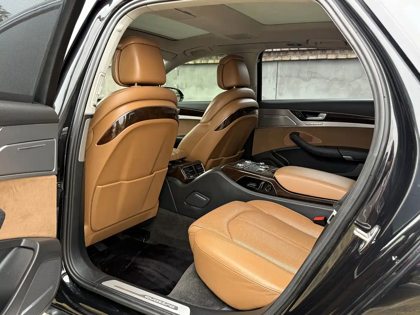 Audi A8 2014 A8L 45 TFSI quattro Exclusive фото 13