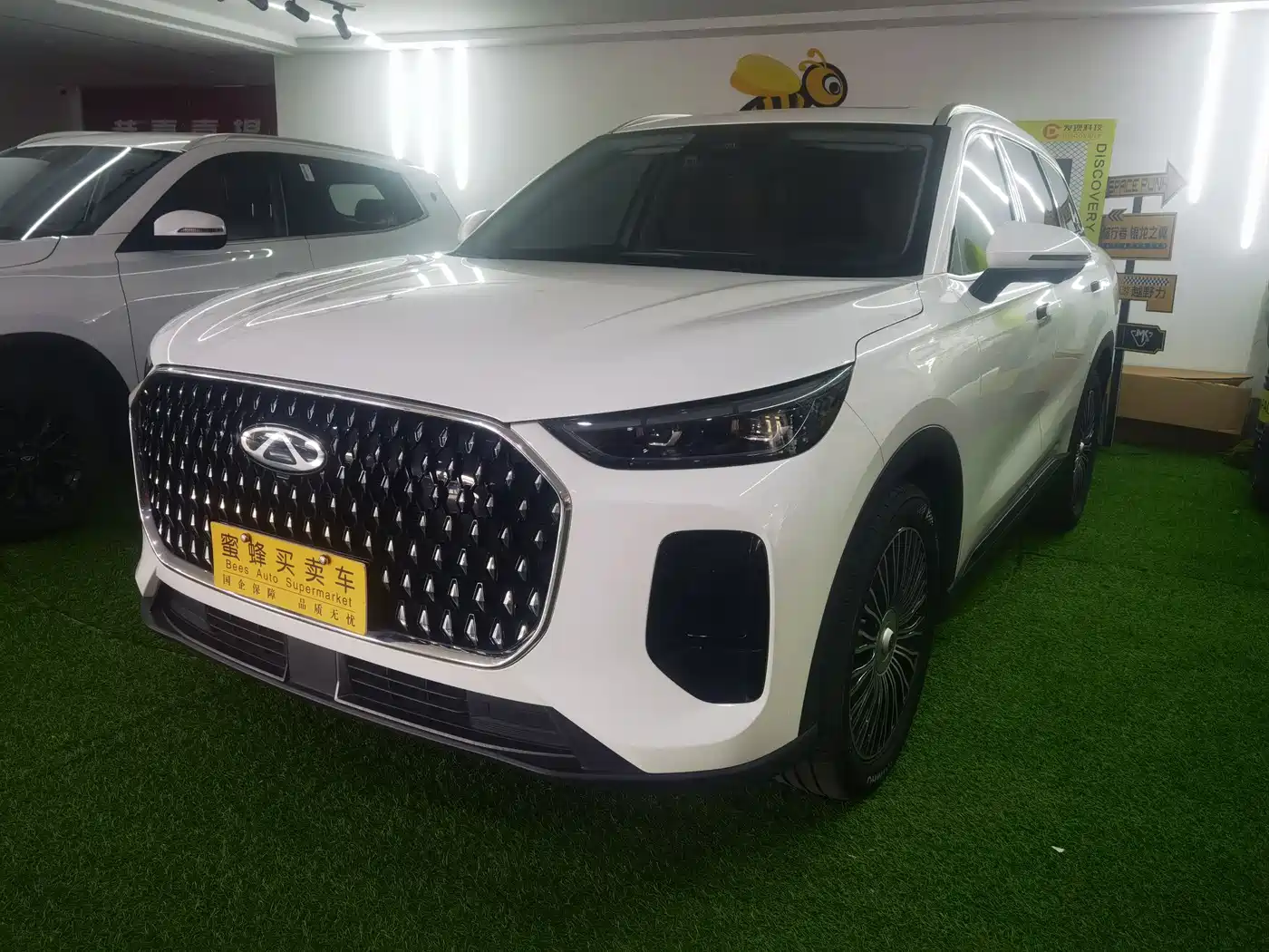 Chery Tiggo 8L 2024 2.0T 2WD Luxury Edition 7-Seater