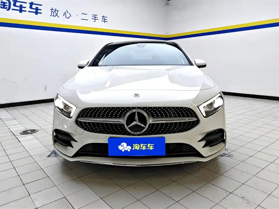 Mercedes-Benz A-Class 2022 Facelift III A 200 L Sport Sedan Fashion фото 2