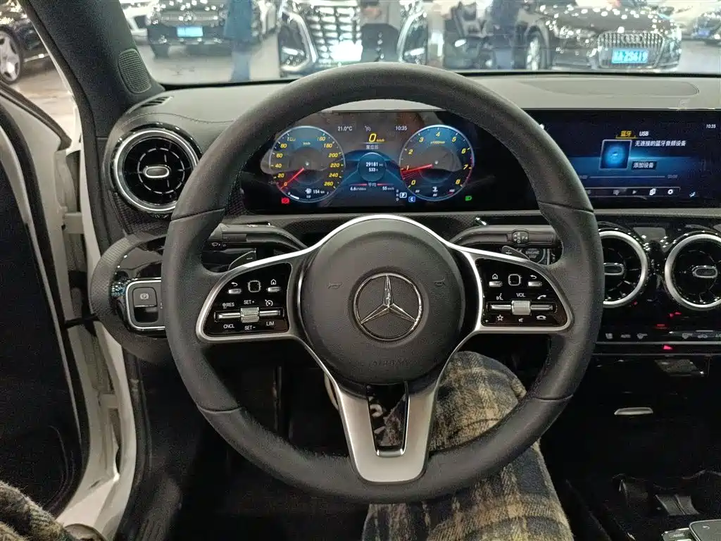 MERCEDES-BENZ CLASS A