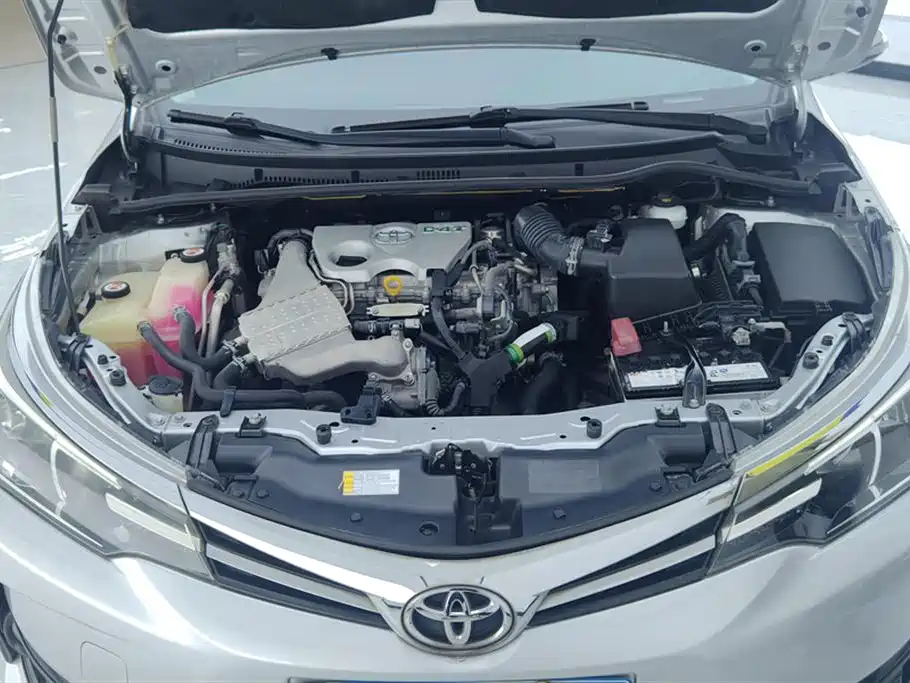 Toyota Corolla 2018 1.2T S-CVT GL Smart Edition фото 10