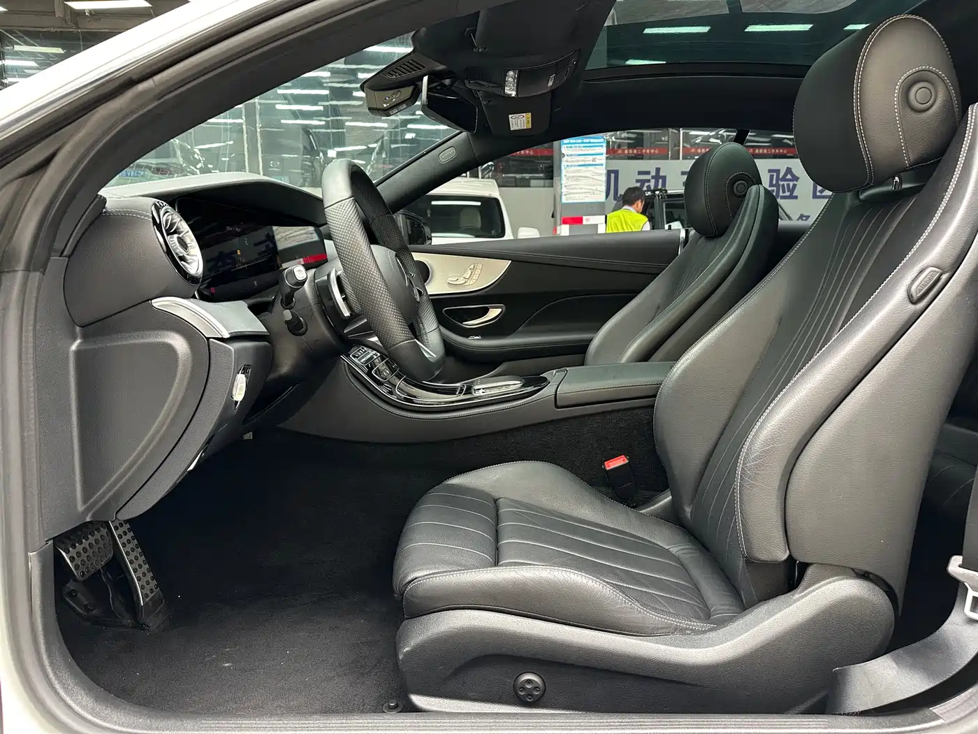 Mercedes-Benz E-Class (Import) 2021 Facelift E 260 4MATIC Coupe фото 4