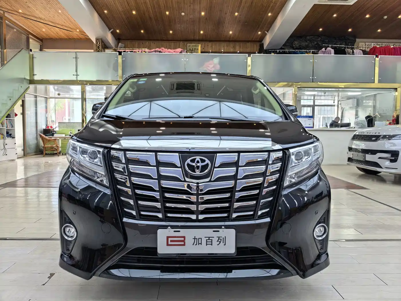 Toyota Alphard 2015 3.5L Premium Edition фото 2