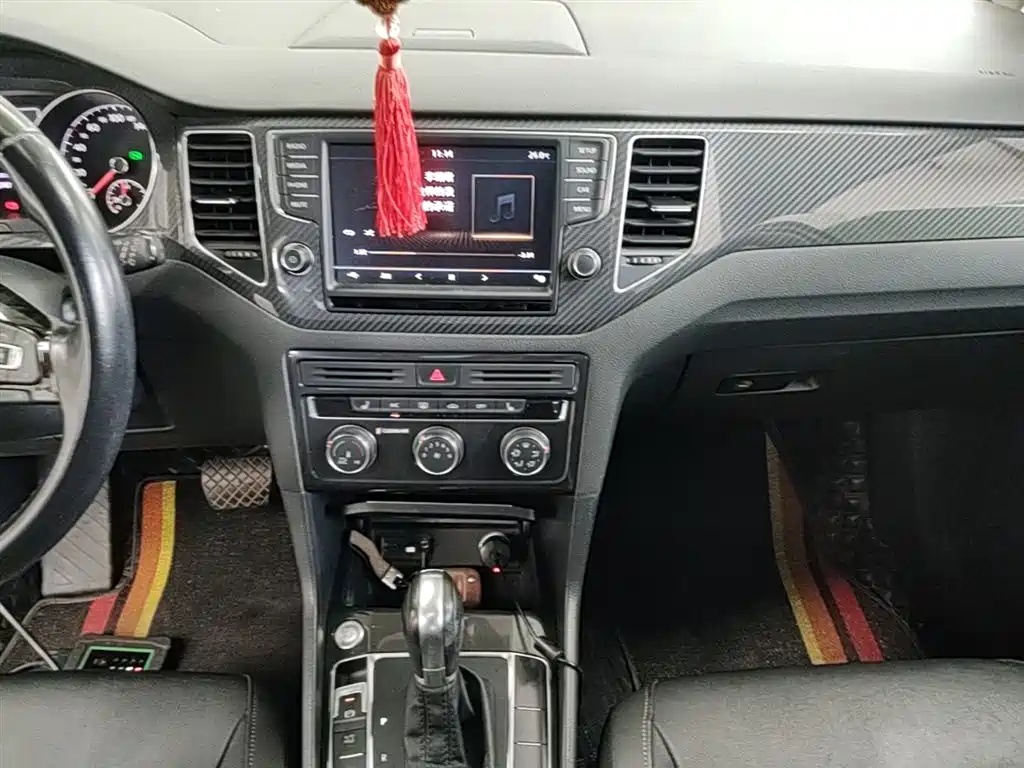 Volkswagen Golf Sportsvan 2016 280TSI Automatic Luxury фото 13