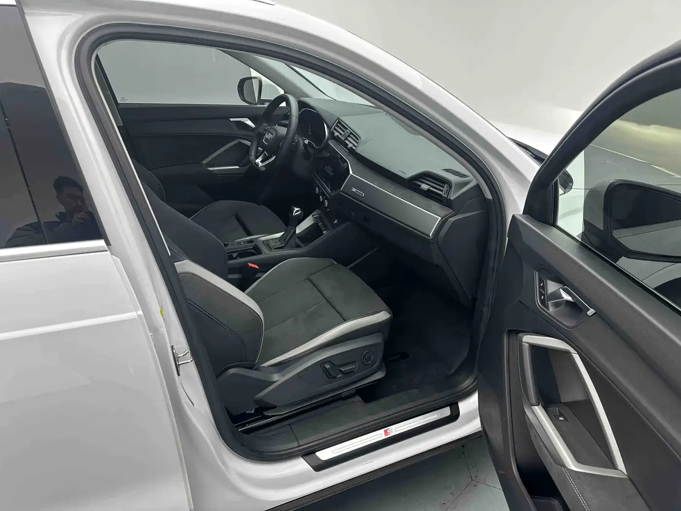 Audi Q3 2022 35 TFSI Fashion Dynamic фото 8
