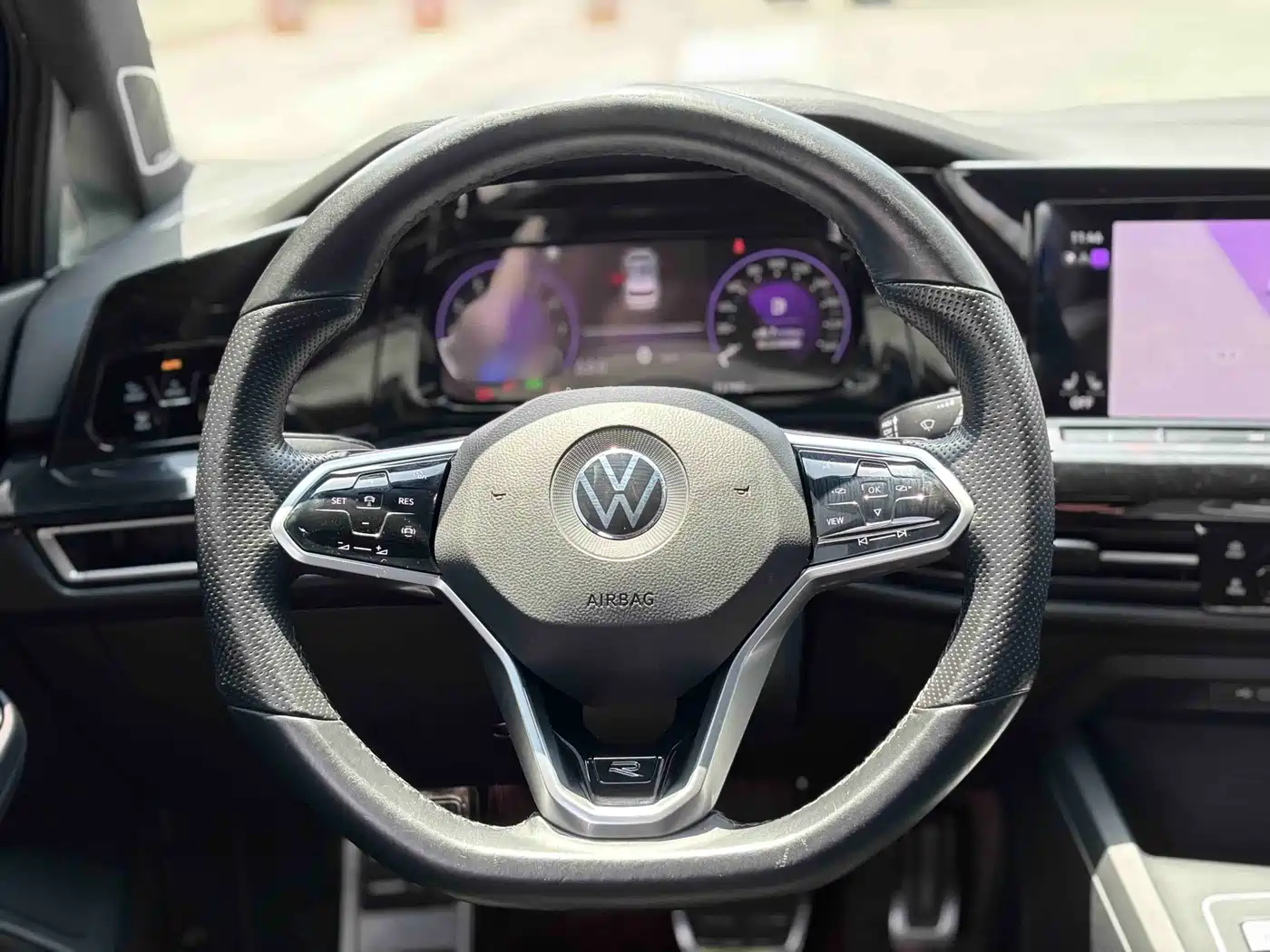 Volkswagen Golf 2021 280TSI DSG R-Line фото 14