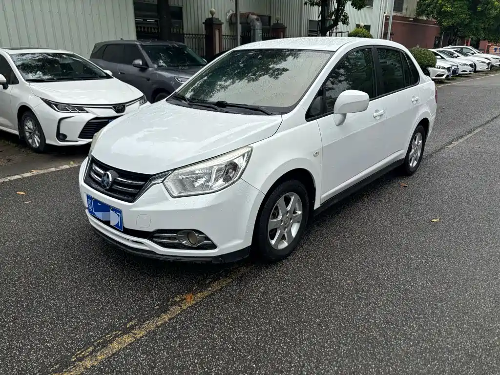 2015 Venucia D50