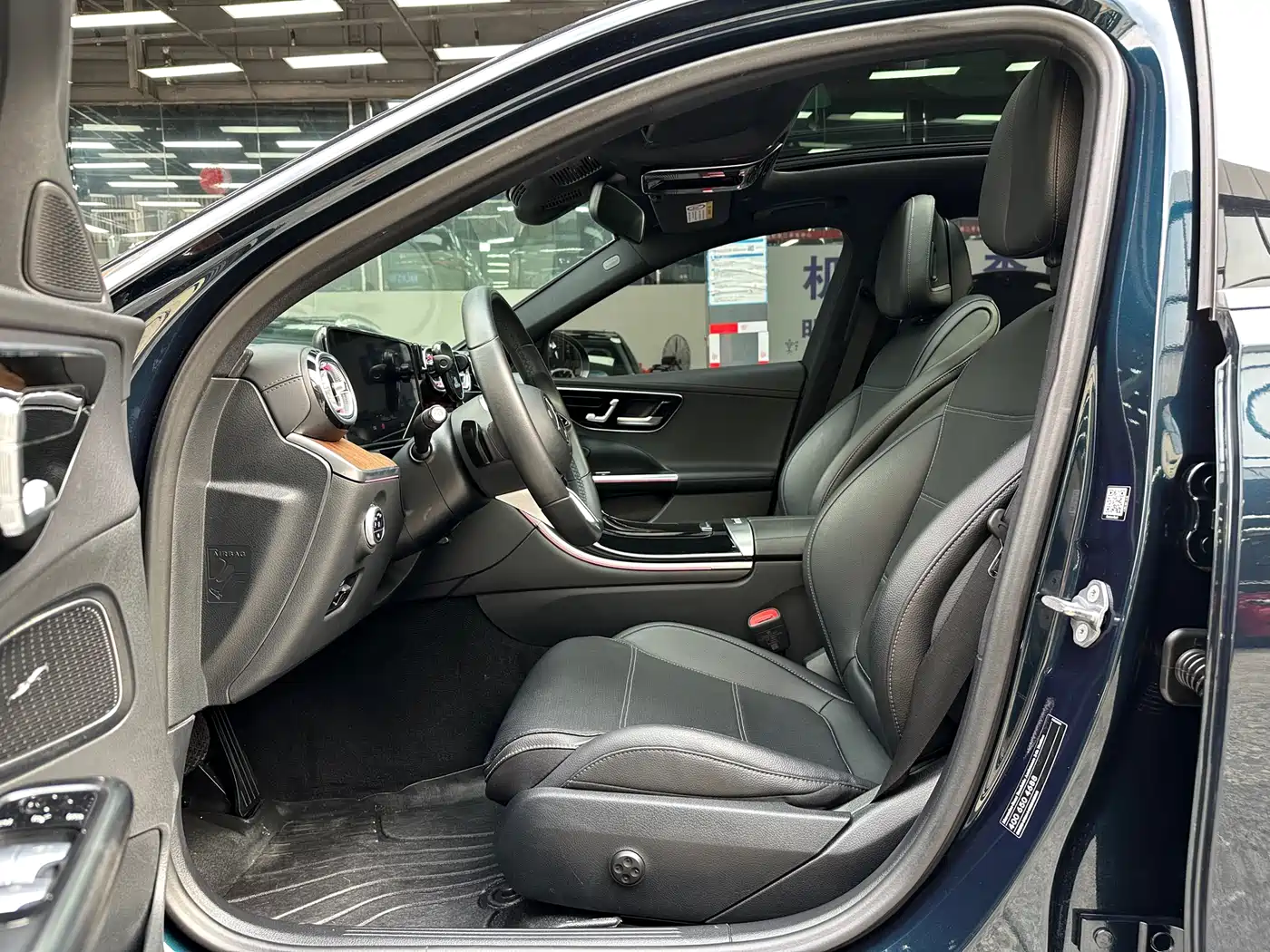 Mercedes-Benz C-Class 2022 Facelift C 260 L фото 4
