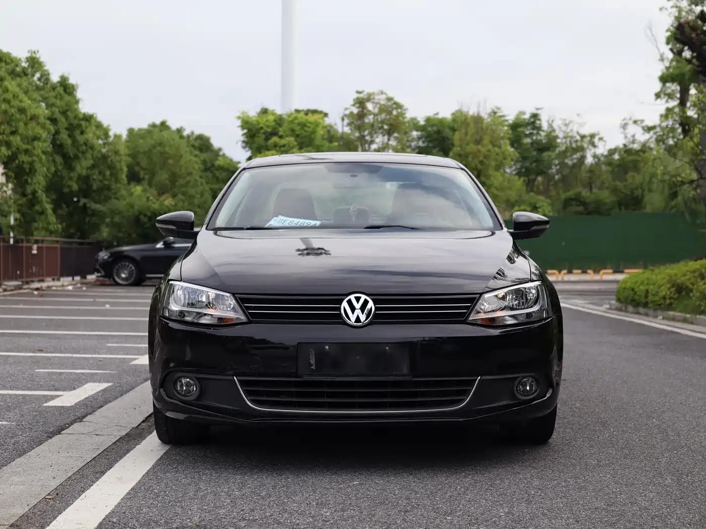Volkswagen Sagitar 2014 Facelift 1.6L Automatic Comfort фото 2