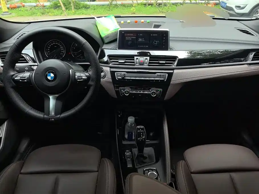 BMW X2 2020 sDrive25i Leading M Off-Road Package фото 12