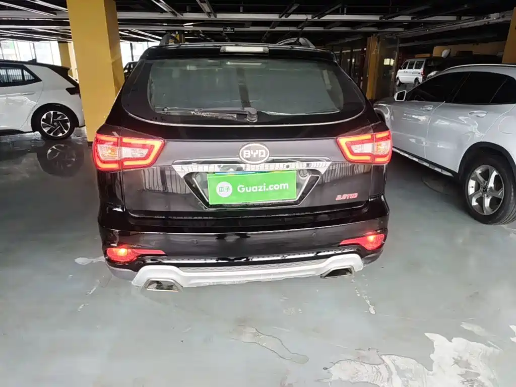 BYD S7 2015 2015 2.0T Automatic Premium
