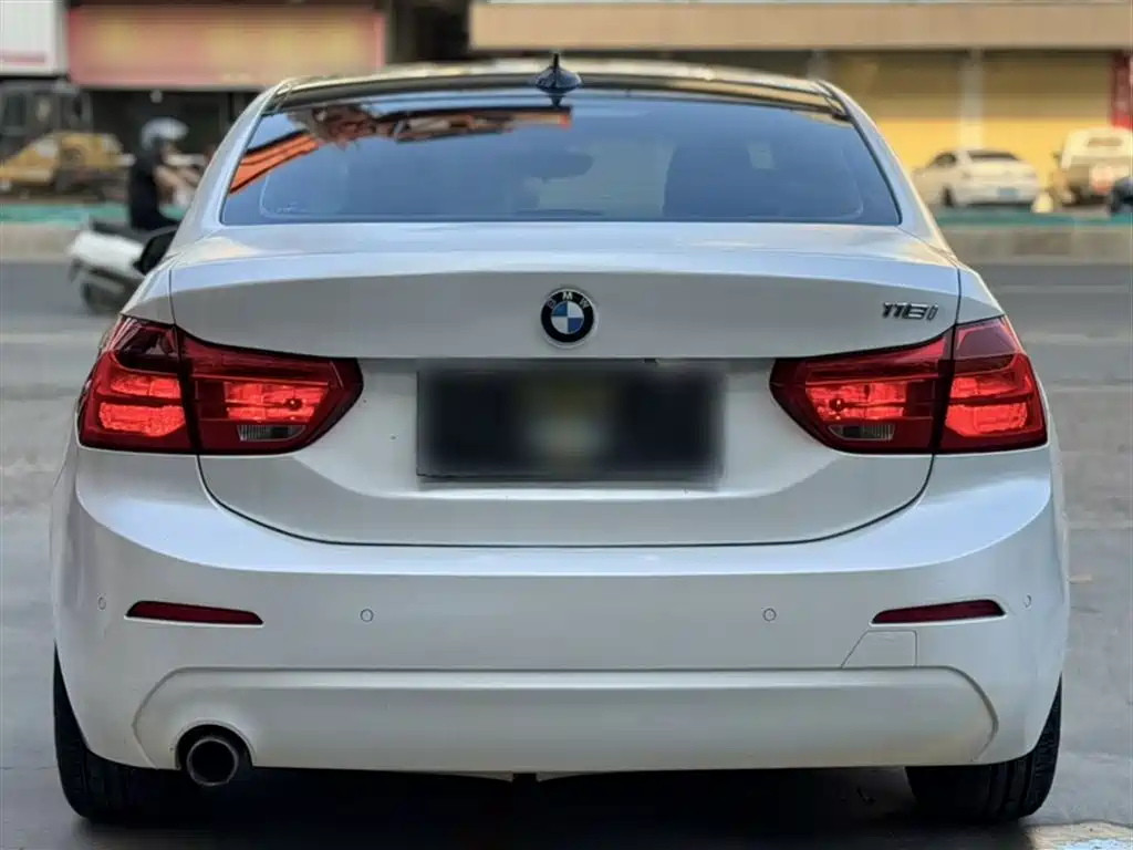 BMW 1 Series 2017 118i Fashion фото 13