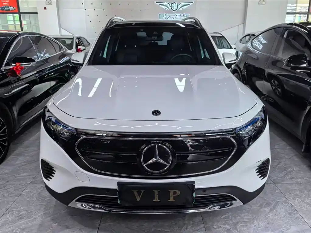 Mercedes-Benz EQB 2023 Facelift EQB 260 фото 2