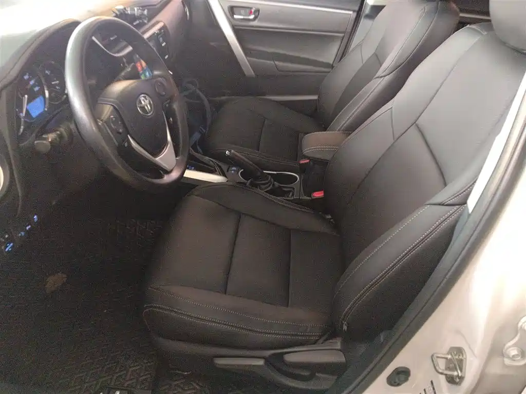 Toyota Levin 2017 Facelift 185T CVT Elite (China V) фото 15