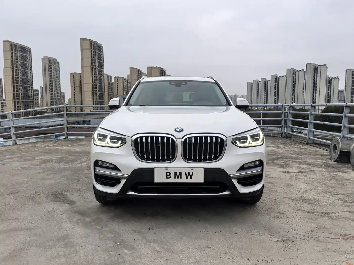 BMW X3 2018 xDrive28i Luxury Package China VI фото 2