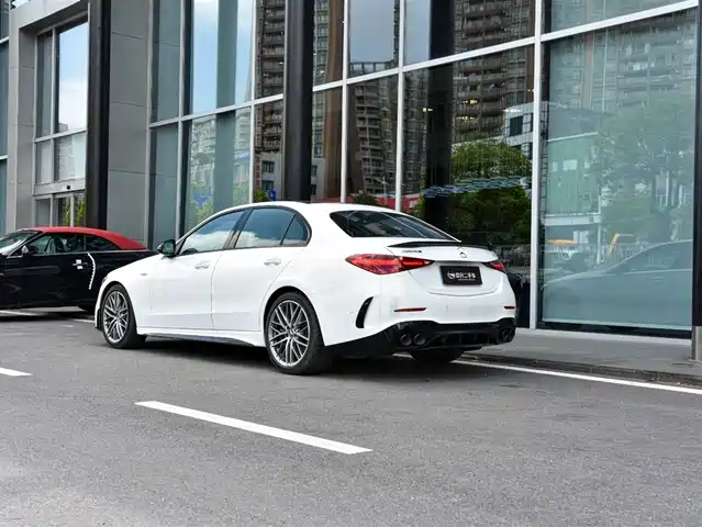 Mercedes-Benz C-Class AMG 2025 AMG C 43 4MATIC — фото 5