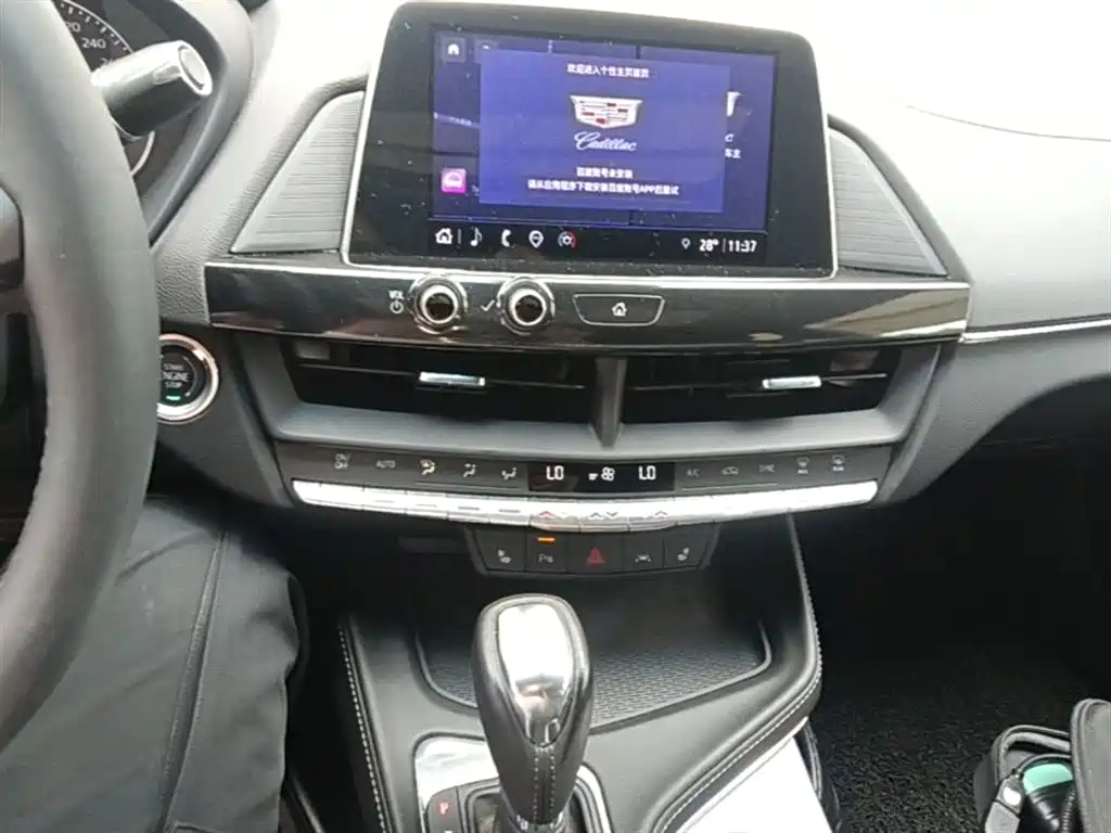 Cadillac CT4 2023 28T Luxury Model фото 13