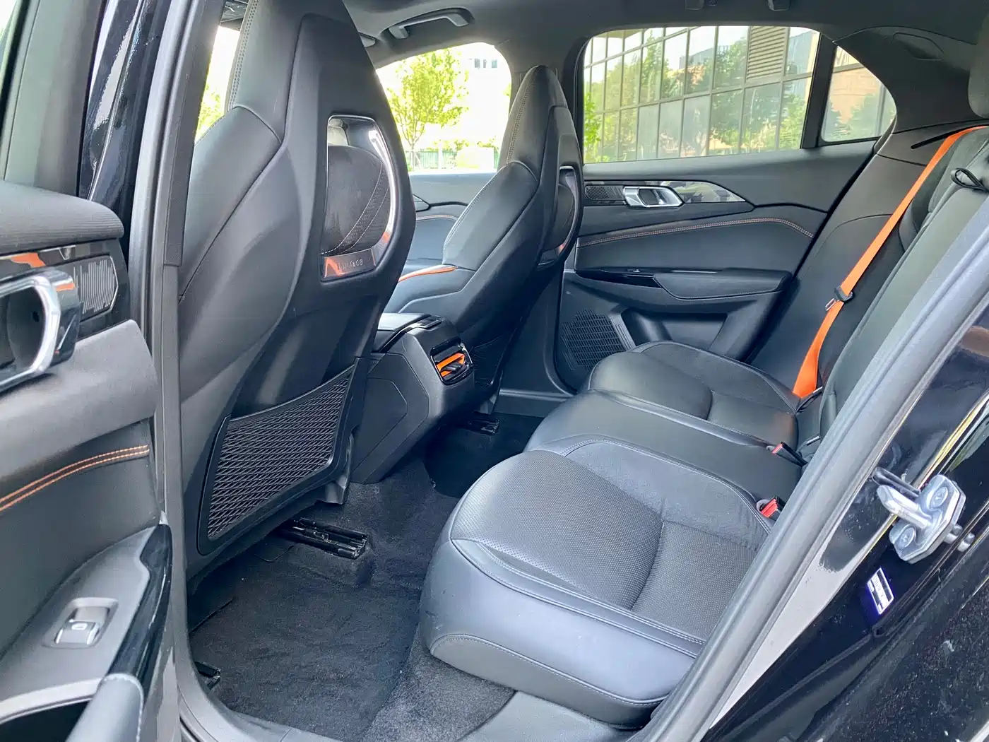 Lynk & Co 02 Hatchback 2021 2.0TD Halo Driving Control Package Edition фото 6