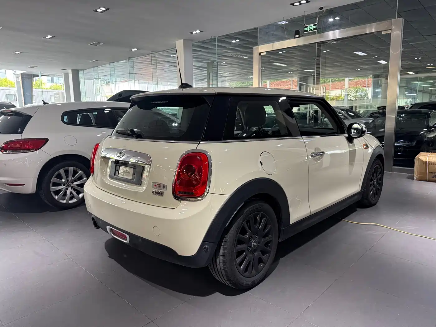 Фото 6 - MINI MINI