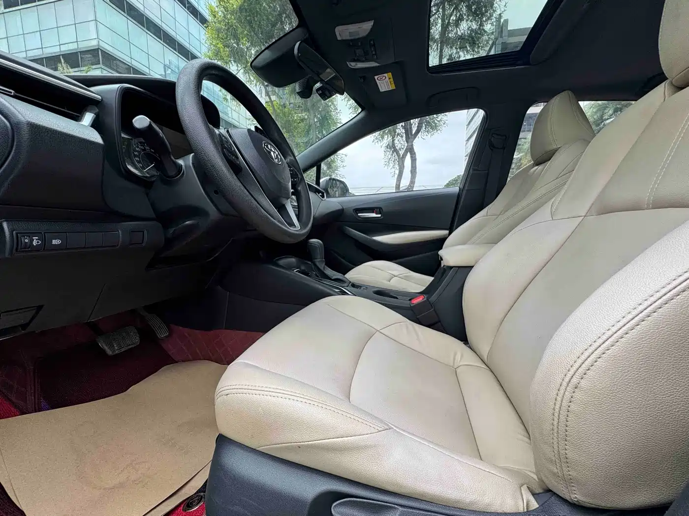 Toyota Levin 2021 185T CVT Luxury Edition фото 4