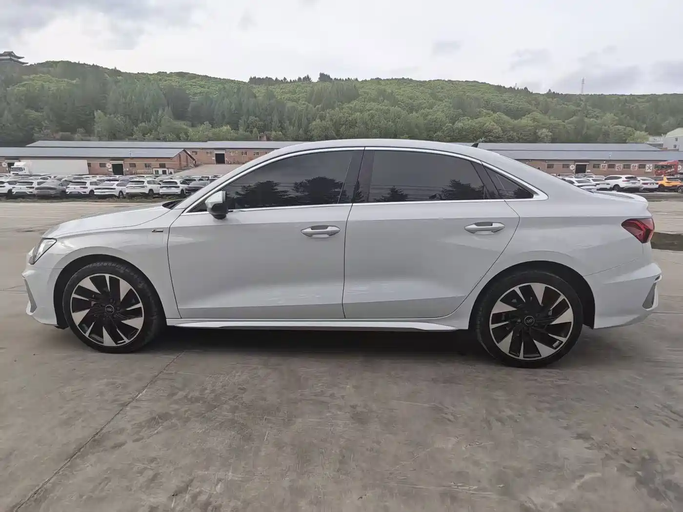 Audi A3 2022 A3L Limousine 35 TFSI Style Elegance фото 7