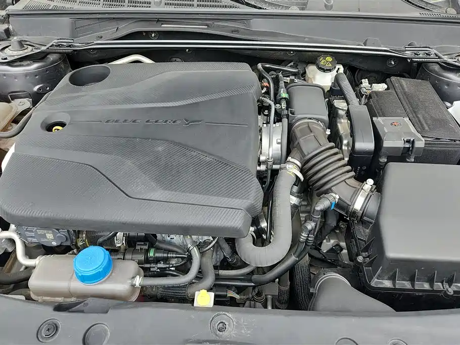 CHANGAN UNI-V