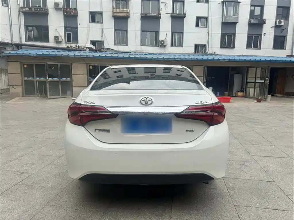 Toyota Levin 2018 185T CVT Luxury Edition фото 11