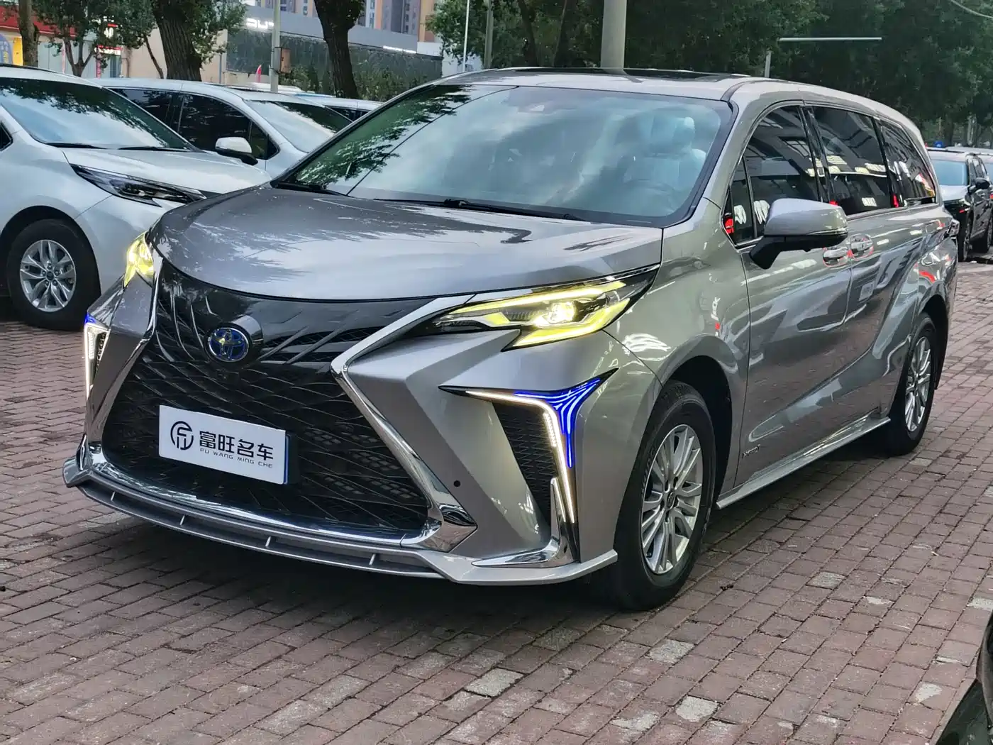 Toyota Sienna 2021 2.5L Hybrid Comfort Edition