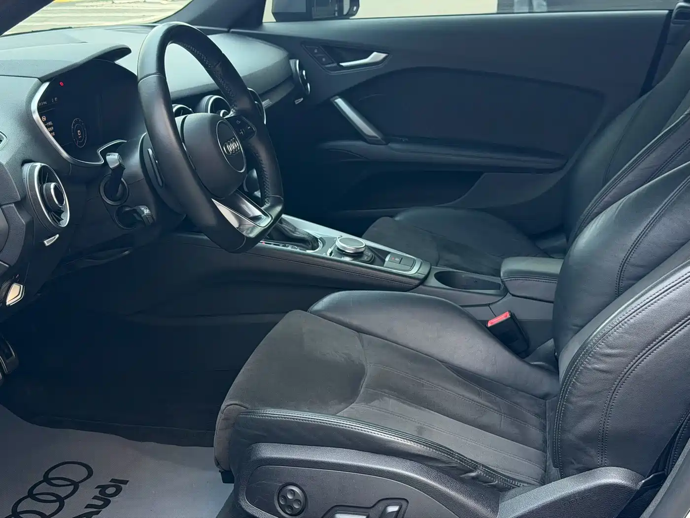 Audi TT 2015 2015 TT Coupe 45 TFSI quattro