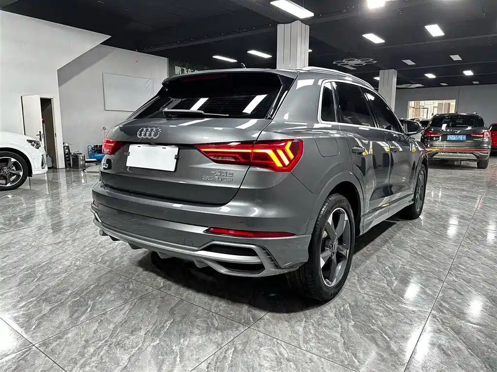 Audi Q3 2022 35 TFSI Fashion Dynamic фото 4