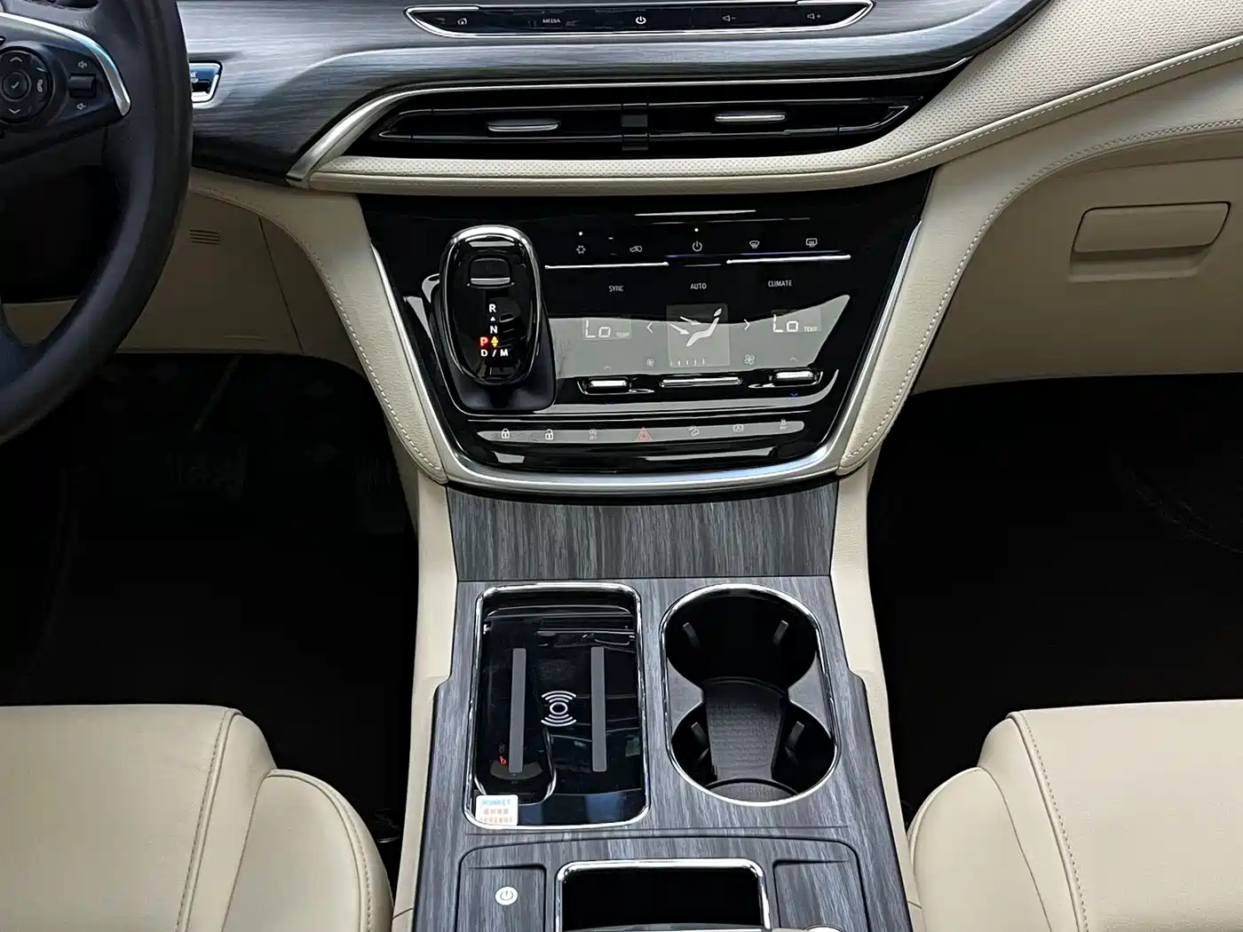 Buick GL8 2023 ES Landmaster Luxury фото 29