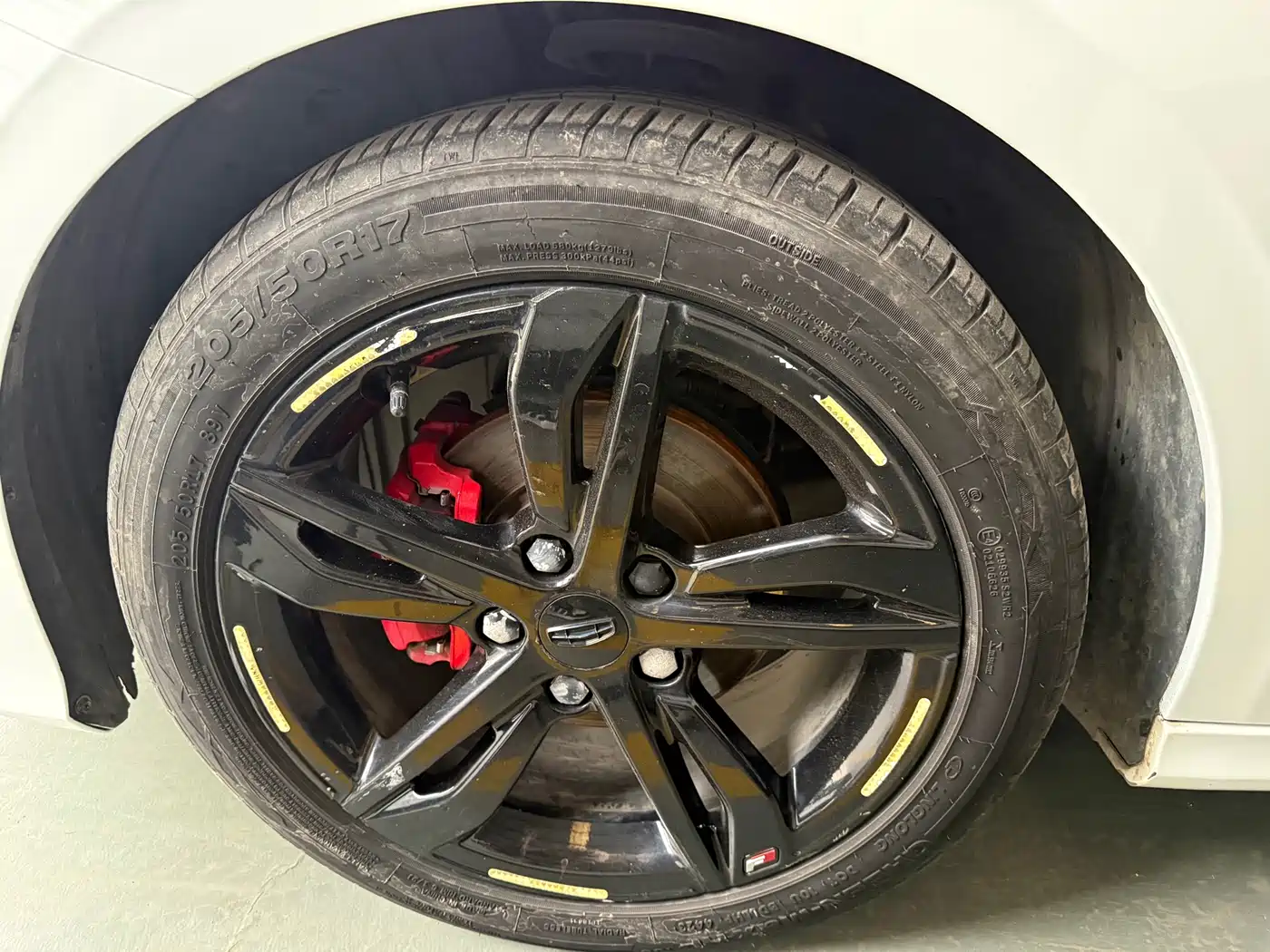 GEELY AUTOMOBILE BINRUI