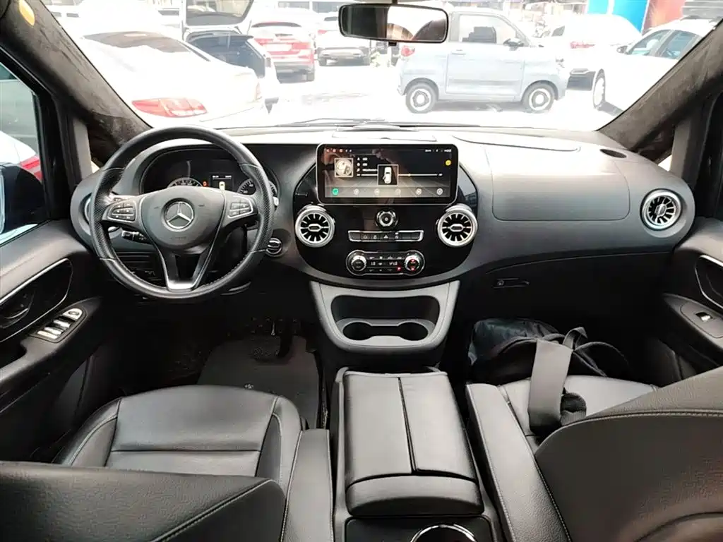 Mercedes-Benz Vito 2018 2.0T Business Edition China VI фото 10