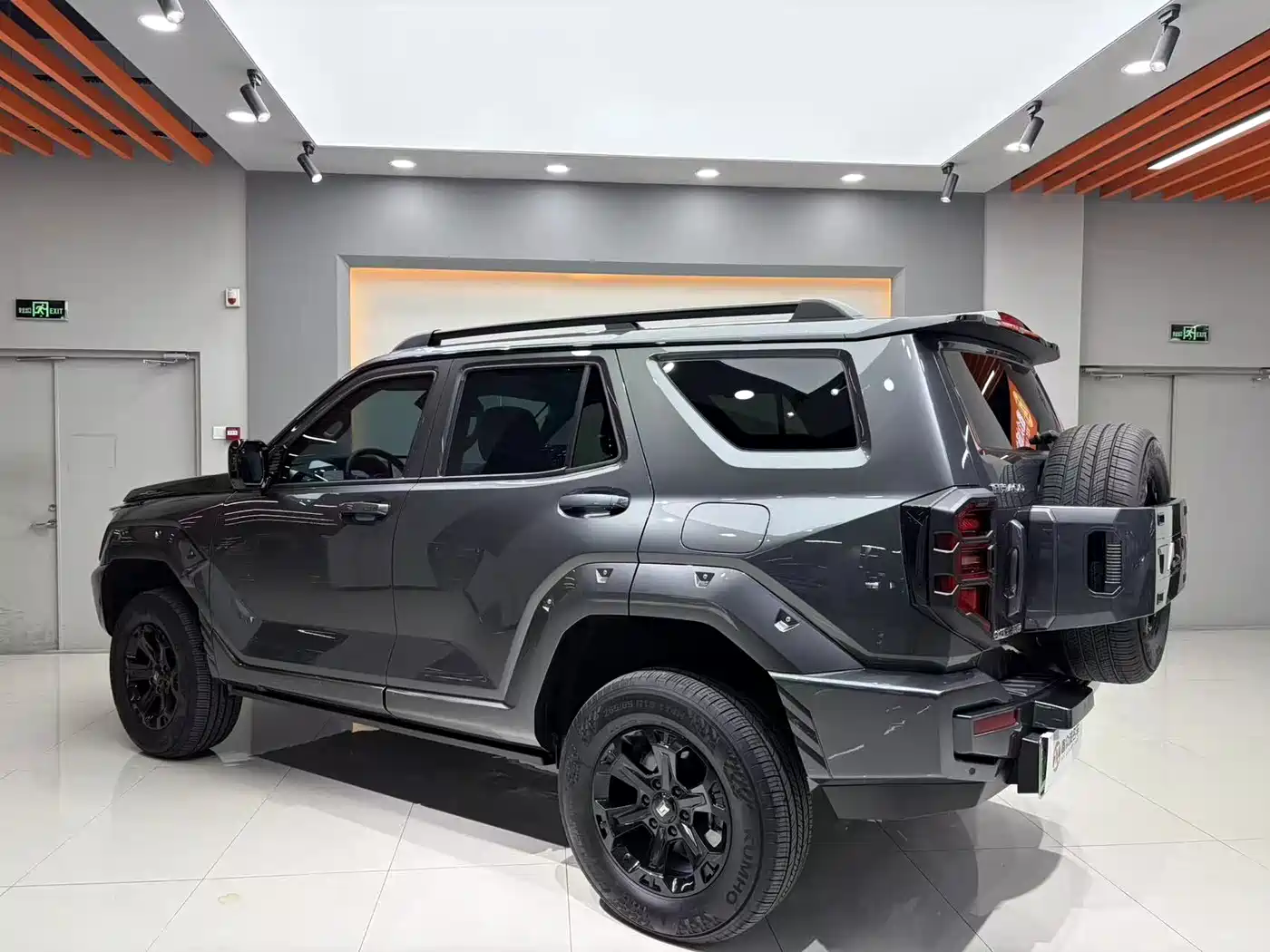 Tank 400 New Energy 2023 Hi4-T Super Edition фото 6