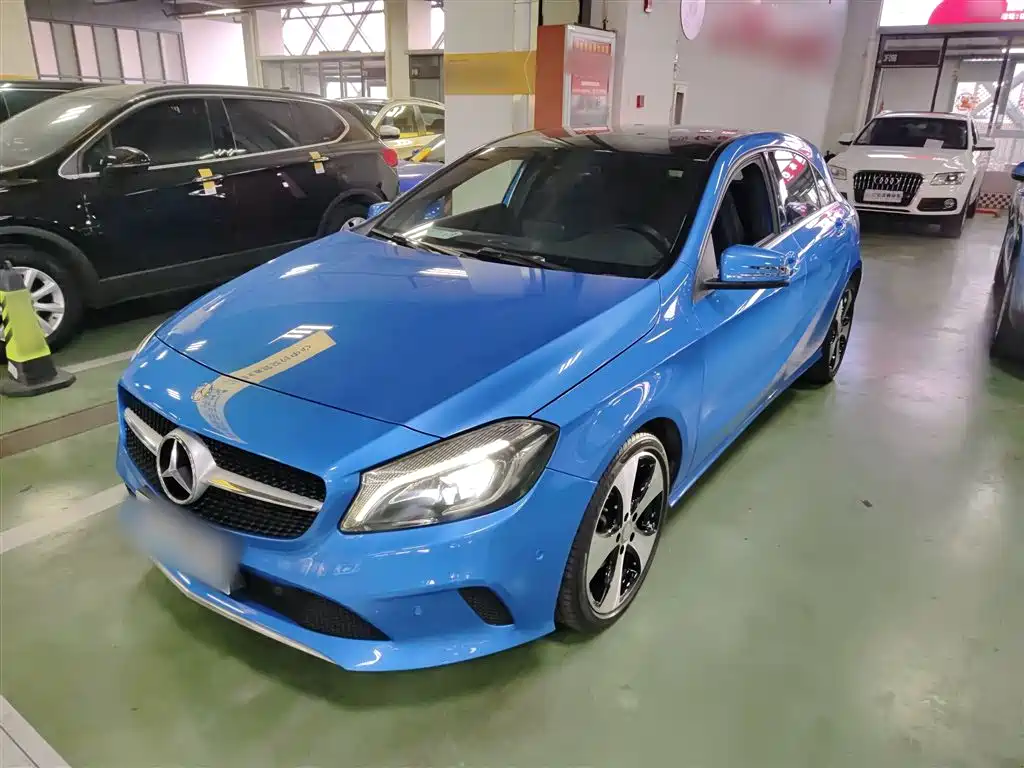 Mercedes-Benz A-Class (Import) 2017 Facelift A 200 Fashion