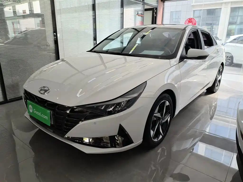 Hyundai Elantra 2022 1.5L CVT GLX Elite Edition