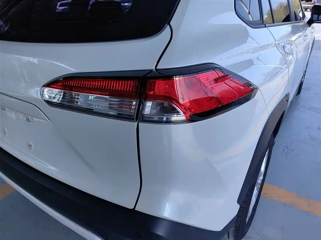 Toyota Corolla Cross 2022 2.0L Pioneer Edition фото 24