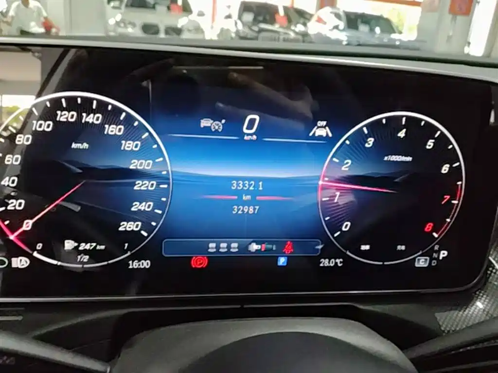Mercedes-Benz C-Class 2025 Facelift C 260 L Night Sport Edition фото 12