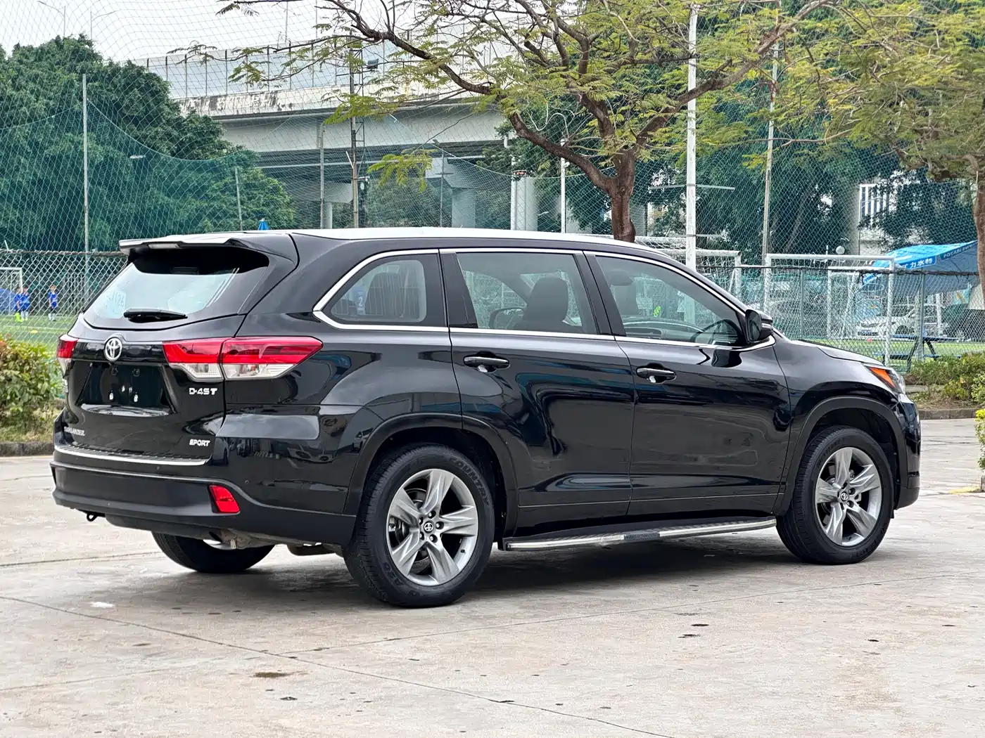 Toyota Highlander 2018 2.0T 2WD Luxury 7-Seater China VI фото 3