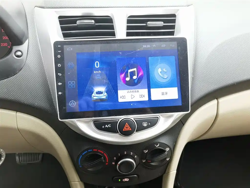 Hyundai Verna 2014 1.4L Automatic Smart GLS фото 12