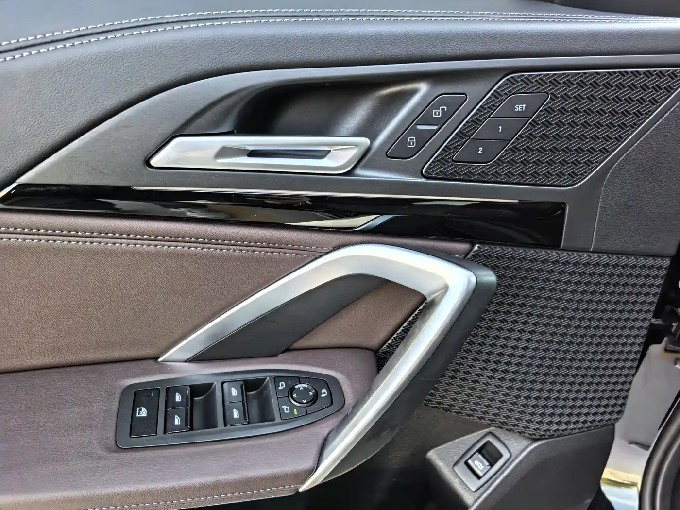BMW X1 2023 sDrive20Li X Design Package фото 17