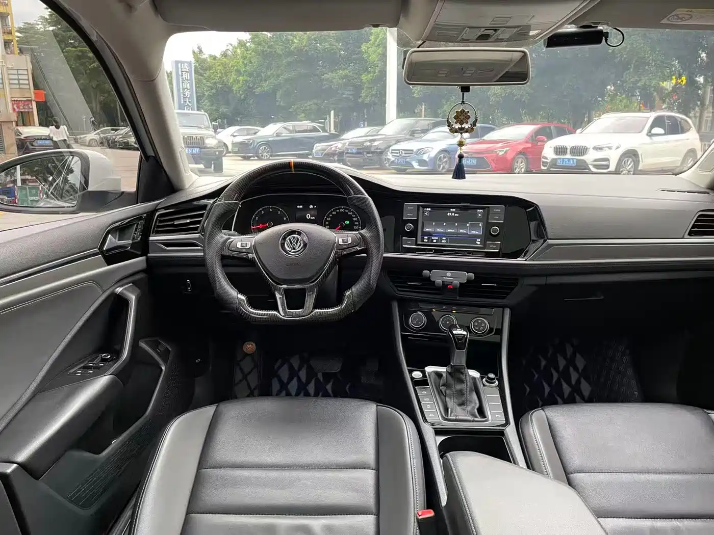 Photo 15 - Volkswagen Sagitar